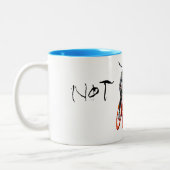 Nicht Frilly. Weiblicher Radfahrer u. Flammen Zweifarbige Tasse (Links)