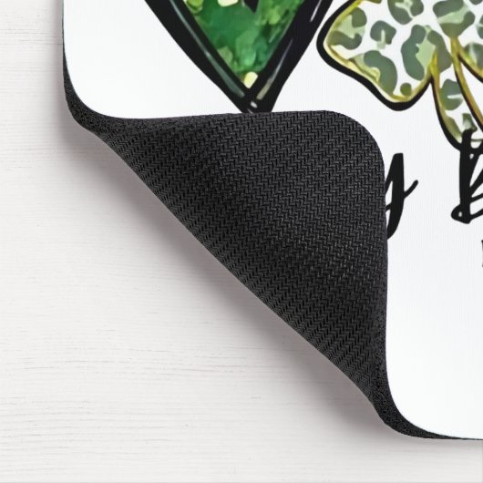 Nicht glücklich, einfach gesegnet Lucky Charm St P Mousepad (Ecke)