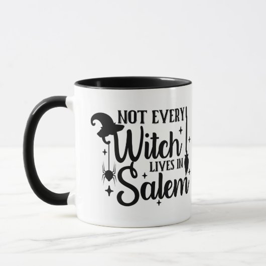 Nicht jede Hexe lebt in Salem Halloween Tasse (Links)