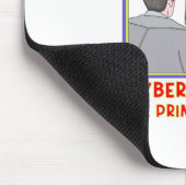 Nicht jetzt, Schätzchen. Daddy schikaniert den Pre Mousepad (Ecke)