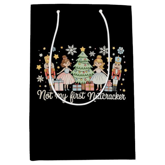 Nicht mein erster Nussknacker Zuckerpflaumenfee We Mittlere Geschenktüte (Vorderseite)