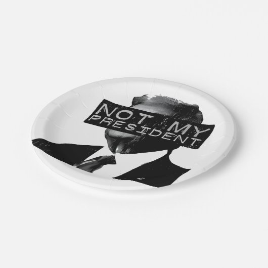 Nicht mein Präsident gegen Trump Invasion Liberale Pappteller (Schrägansicht)
