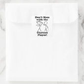 Nicht mit dem Klarinettenspieler durcheinander bri Quadratischer Aufkleber (Tasche)