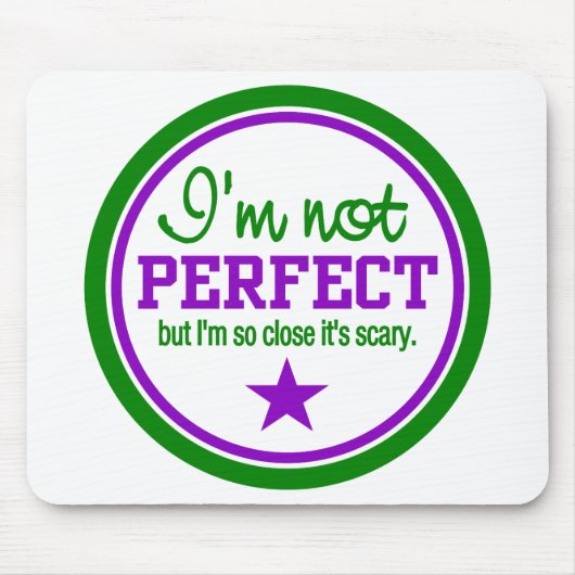 NICHT PERFEKTIV - grün / lila Mousepad (Vorne)