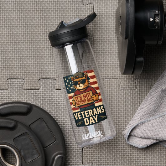 Nicht Sieg Tag kühne Katze - Veteranen Tagesdesign Trinkflasche (Fitnessstudio (gedreht))