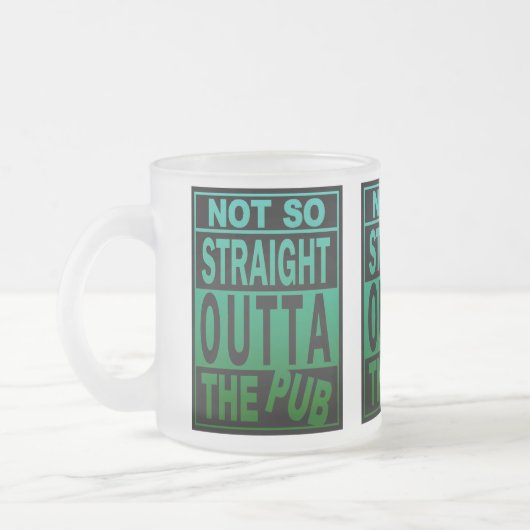 Nicht so direkt vor dem Pub Drink Spaß Mattglastasse (Links)