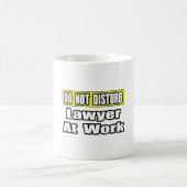 Nicht stören...Anwalt am Arbeitsplatz Kaffeetasse (Mittel)