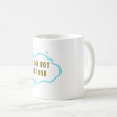 Nicht Stören Lustiger Kaffeebecher – Schlafmodus M Kaffeetasse (VorderseiteRechts)