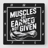 Nicht verabreichte Muskeln Quadratische Wanduhr (Vorderseite)