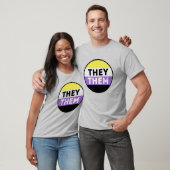 Nichtbinäre Button-Pronomen - Sie T-Shirt (Unisex)