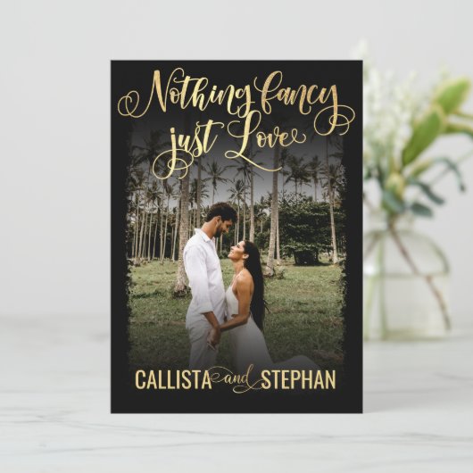 Nichts Extravagant nur Liebe Gold Black Foto Hochz Einladung (Stehend Vorderseite)