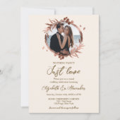 Nichts Extravagant nur Liebe Kranz Foto Hochzeit Einladung (Vorderseite)