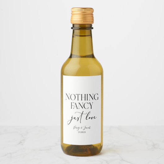 Nichts Extravagant nur Liebe Minimalistisch Lässig Weinetikett (Vorderseite)