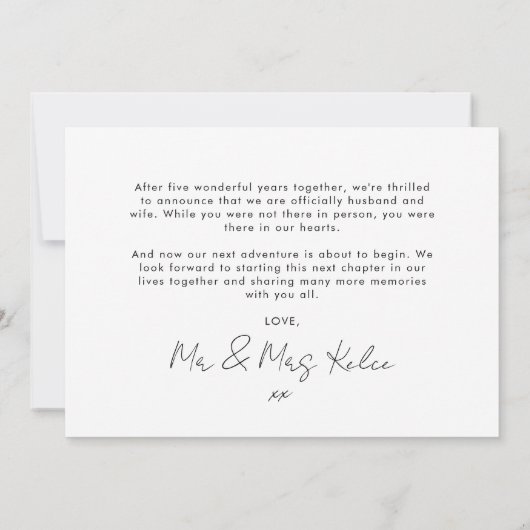 "Nichts Extravagant, nur Liebe" Moderne Ankündigun Einladung (Rückseite)