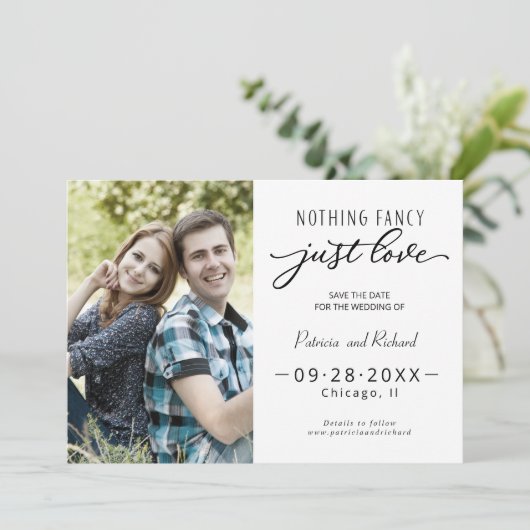 Nichts Extravagant nur Liebe Save the Date Foto Einladung (Stehend Vorderseite)