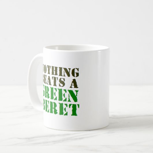 Nichts schlägt eine grüne Kruste Kaffeetasse (Vorderseite Links)