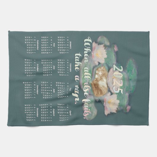 Nickerchen Kitten auf Lily Pad Monet 2025 Kalender Geschirrtuch (Horizontal)