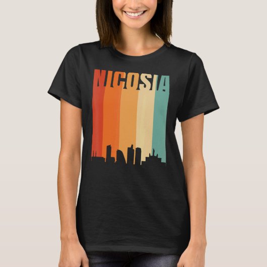 Nicosia Skyline T-Shirt (Vorderseite)