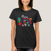 NICU Nurse Gefärbte Krawatte Liebe Herz Stethoscop T-Shirt (Vorderseite)