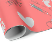 NICU Nurse Muster Art Lachs PInk Geschenkpapier (Rolleneckpunkt)