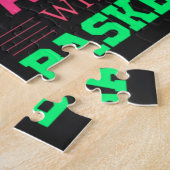 Nie ein Mädchen unterschätzen, das Basketball spie Puzzle (Seite)