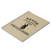 nie ein Mädchen unterschätzen, das Lieben bucht Notizblock (Linke Seite)