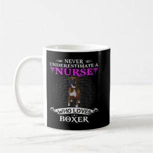 Nie unterschätzen Sie eine Krankenschwester, die L Kaffeetasse