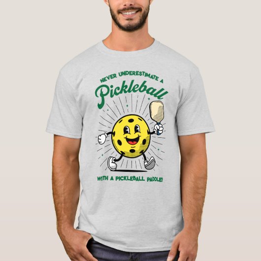 Nie unterschätzt - PICKLEBALL MASCOT T-Shirt (Vorderseite)