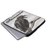 Nie wieder Rabe in der Nebel-Hülse Laptopschutzhülle (Vorne Knopf)