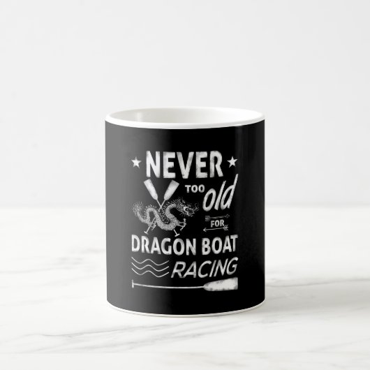 Nie zu alt für Drachenboot Rennen! Kaffeetasse (Mittel)