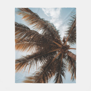 Nieder-Winkel-Foto der Kokospalme Fleecedecke
