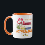 Niederlande Vintag Holland Flag und Niederländisch Tasse<br><div class="desc">Niederlande Vintag Holland mit Fahne und Tulpe für Europa Reisende. Holländische Backpacker Souvenir oder Geburtstagsgeschenk für Amsterdam und Maastricht Urlauber. Holland Artwork für Rotterdam und die holländischen Freunde der Niederlande in Den Haag. Holland Vintage Holland Fahne mit Kronen und Holländischen Tulpen perfekt für Holländer Amsterdam Backpackers und Europa Reisende. Souvenir...</div>
