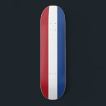 Niederländische Flagge Skateboard<br><div class="desc">Dieses Design zeichnet sich durch die Nationalflagge der Niederlande (informell als Holland bekannt) aus, ein Land, das hauptsächlich in der Western Europa und teilweise in der Karibik liegt und das größte konstituierende Land des Königreichs der Niederlande bildet. In Europa besteht es aus 12 Provinzen, die Deutschland im Osten, Belgien im...</div>