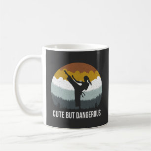 Niedlich, aber gefährlich - Karate Taekwondo Karat Kaffeetasse