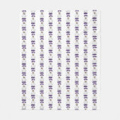 Niedlich, aber Spooky Halloween Ghost Holing a Pum Fleecedecke (Vorderseite)