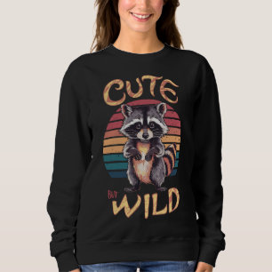 Niedlich aber wild - Funny Raccoon Retro Design Sweatshirt