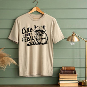 Niedlich aber Wild Raccoon Drink T-Shirt