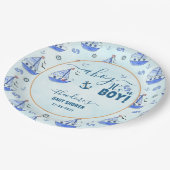 Niedlich Ahoy Es ist eine Boy Sailboat Nautical Ba Pappteller (Schrägansicht)