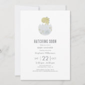 Niedlich Alles in einem Hatching Bald Dinosaur Bab Einladung (Vorderseite)