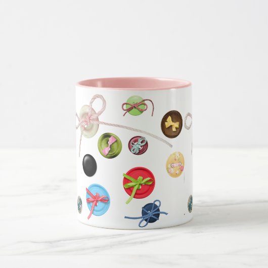 Niedlich als Knopfsäge Knöpfe & Ribbons Tasse (Zentrum)