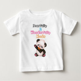 Niedlich ängstlich und wunderbar gemacht baby t-shirt