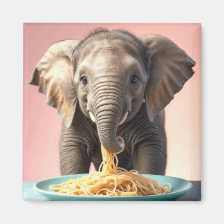Niedlich Baby Elephant Eating Spaghetti Magnet