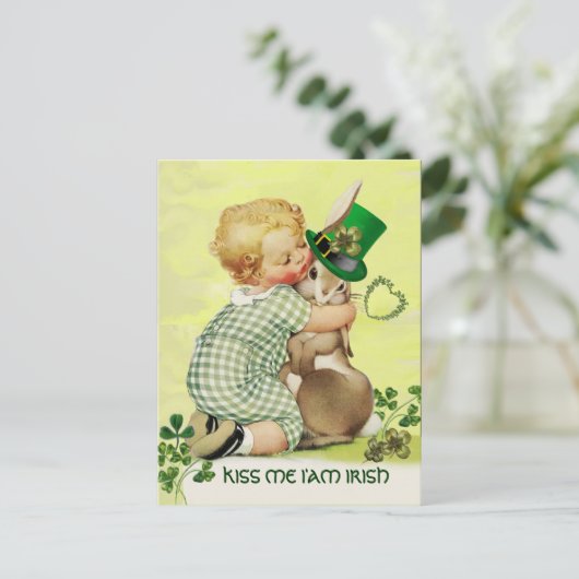 NIEDLICH BABY HUGGING RABBIT Irish St. Patrick's D Postkarte (Stehend Vorderseite)