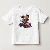 Niedlich Baby Raccoon Race Car Driver Kleinkind T-shirt (Vorderseite)