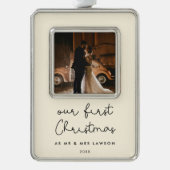 Niedlich Beige Unser erstes Foto Rahmen-Ornament Silber (Vorderseite)