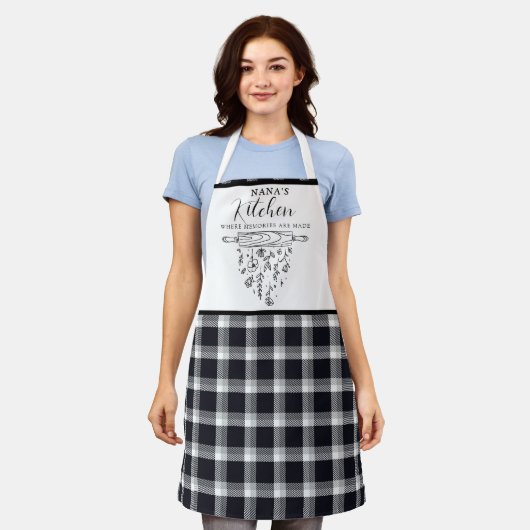 Niedlich Black and White Buffalo Kariert Nana's Ki Schürze (Getragen)