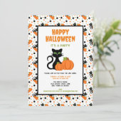 Niedlich Black Cat und Pumpkins Happy Halloween Einladung (Stehend Vorderseite)