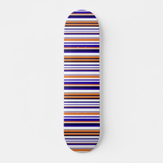 Niedlich-blaue Streifen Skateboard (Vorne)