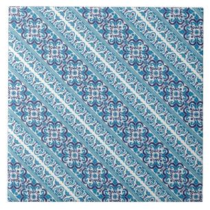 Niedlich blaues ukrainisches Muster-Design Fliese