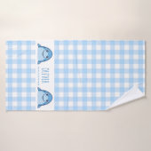 Niedlich Blue Baby Shark Gingham Name Birth Badehandtuch (Badehandtuch)